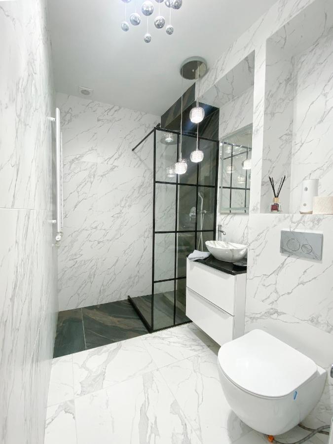 Tamanska Apartments Lwów Zewnętrze zdjęcie