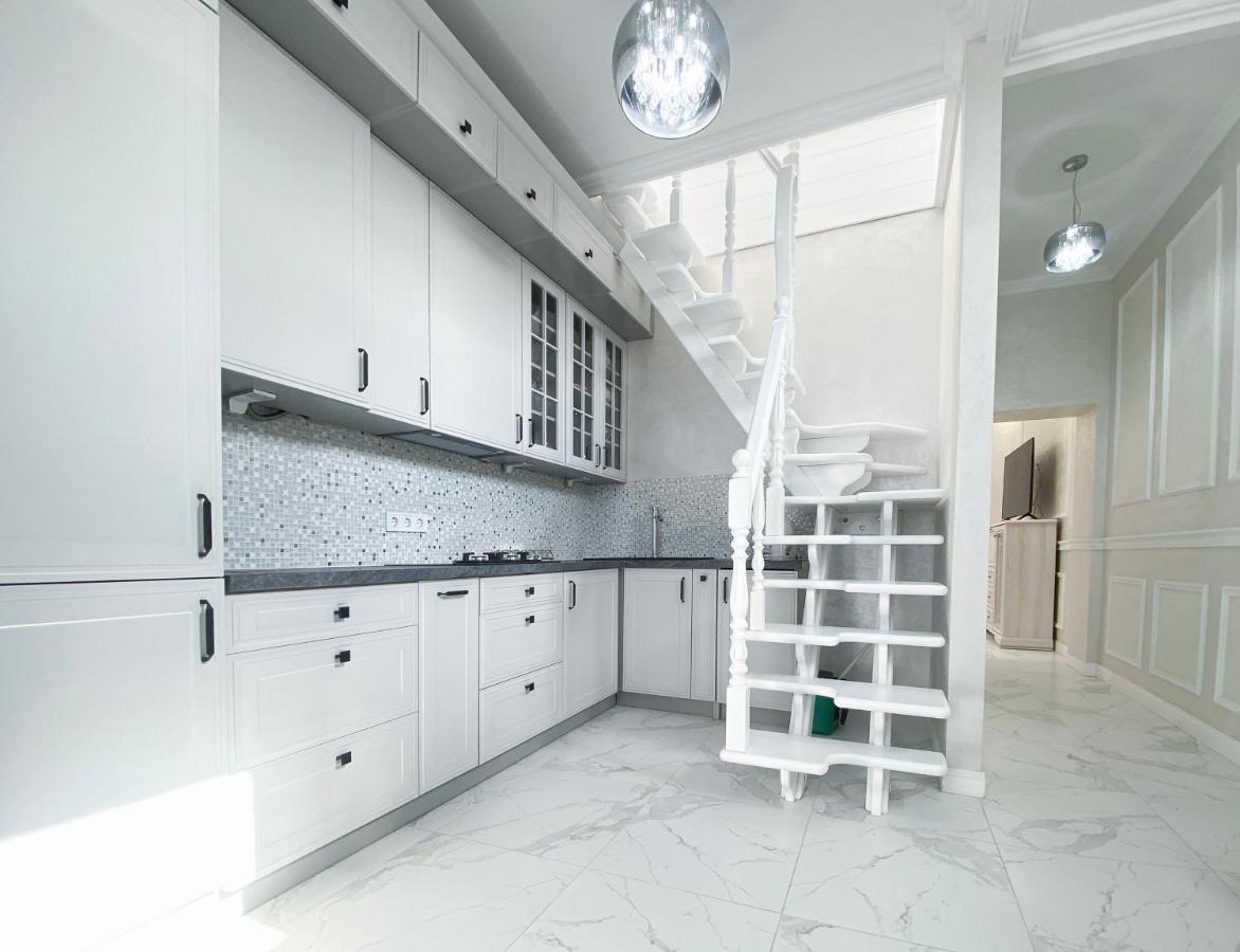 Tamanska Apartments Lwów Zewnętrze zdjęcie
