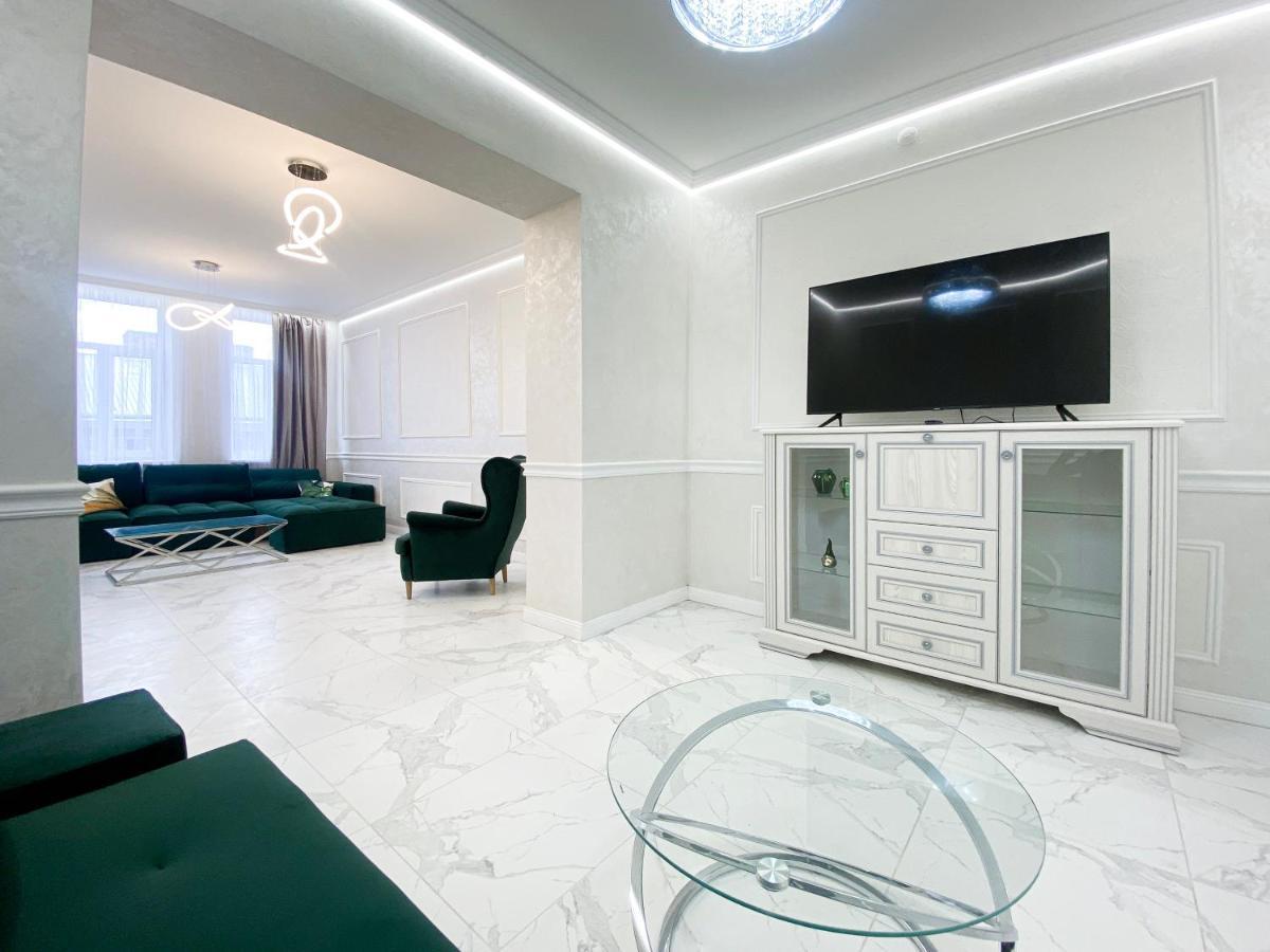 Tamanska Apartments Lwów Zewnętrze zdjęcie