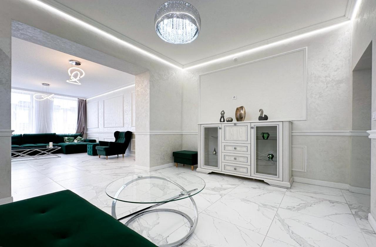 Tamanska Apartments Lwów Zewnętrze zdjęcie